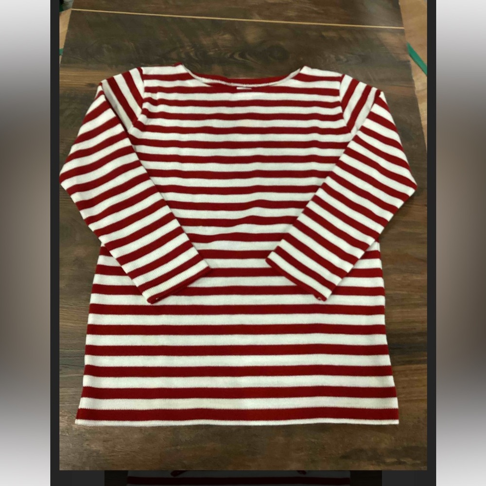 Women’s striped knit Long sleeve sleep shirt size XS & S